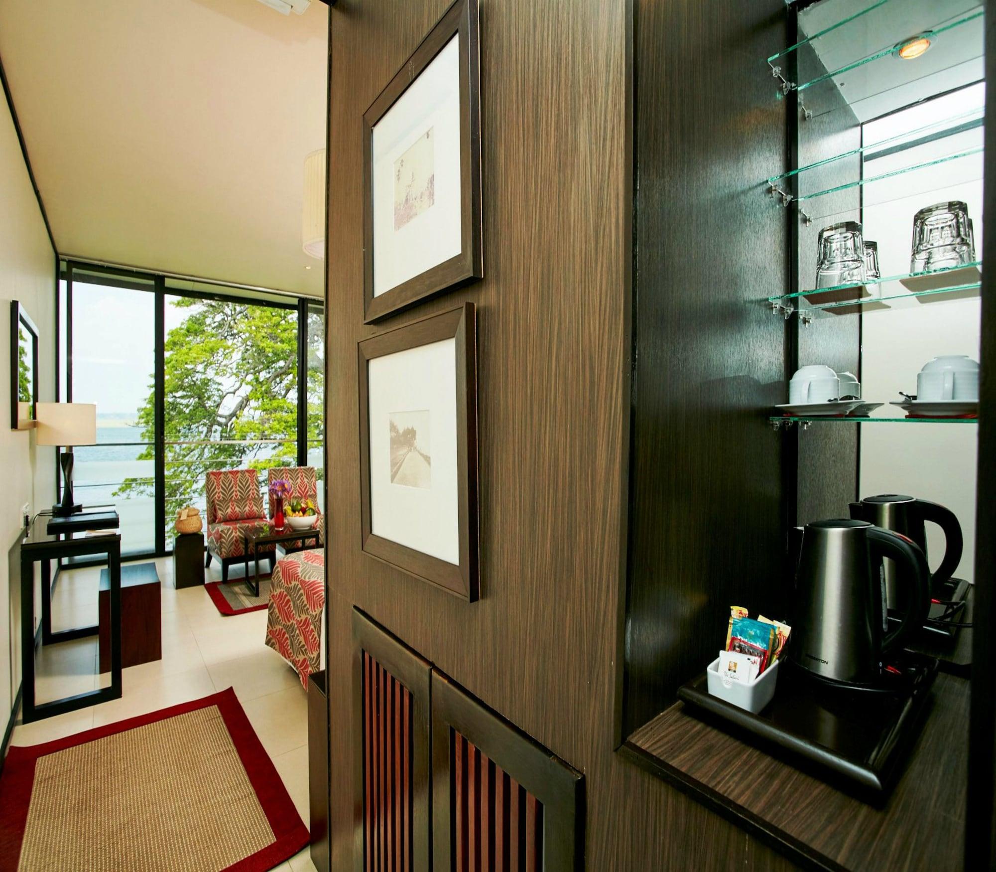 Hotel Ekho Safari Tissa 5*