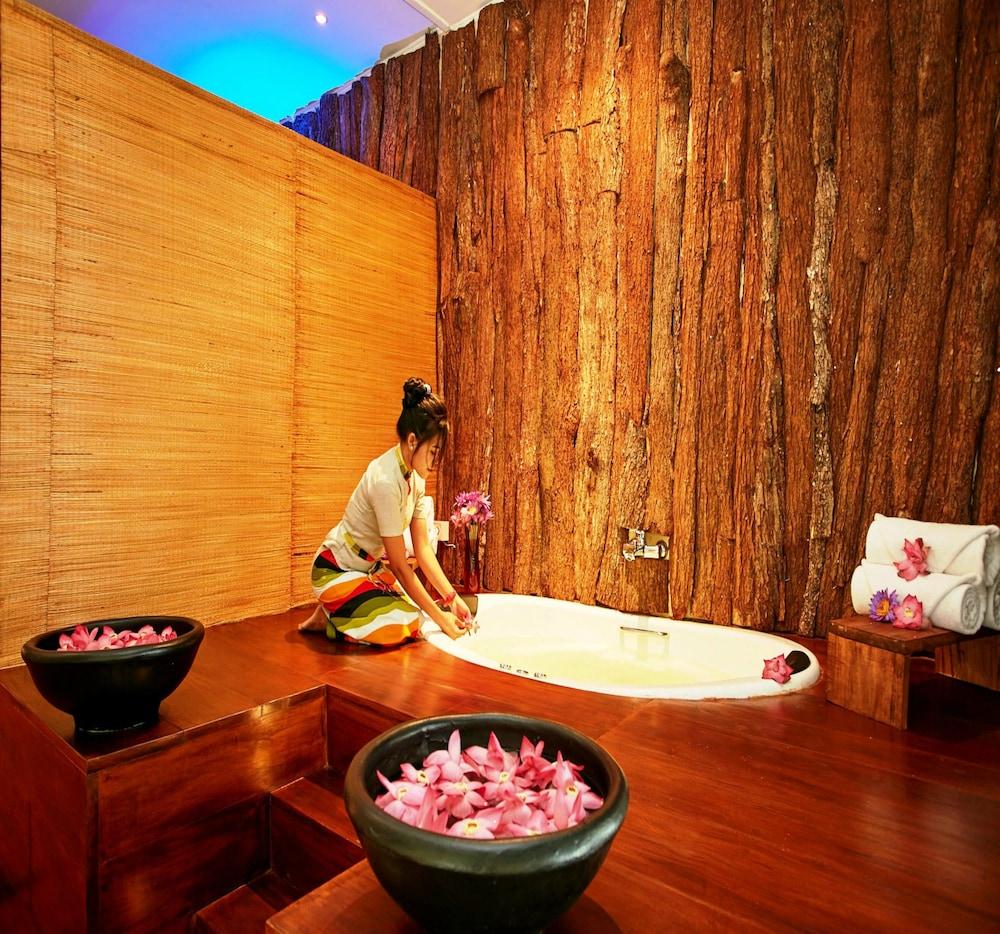 Hotel Ekho Safari Tissa 5*