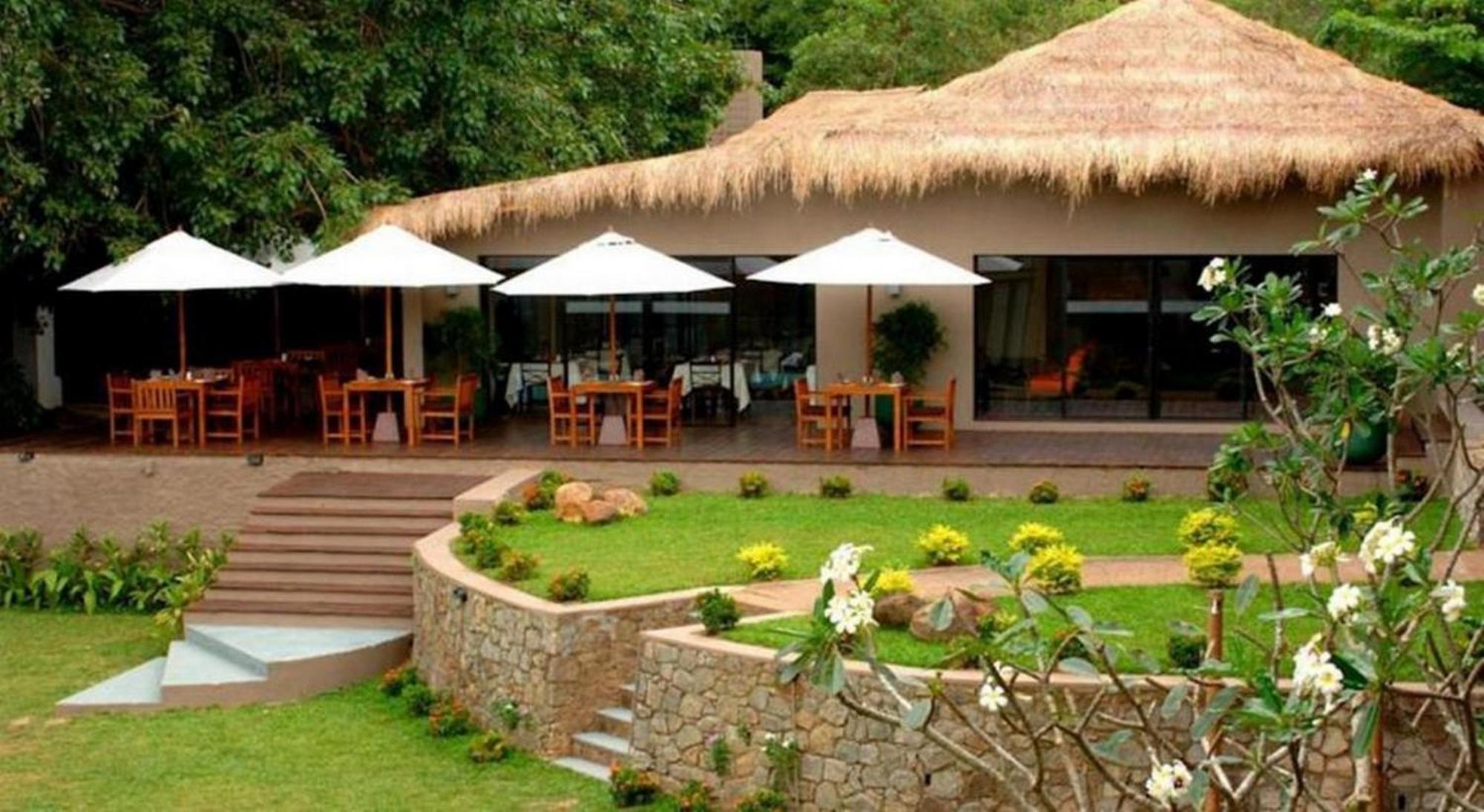 Hotel Ekho Safari Tissa 5*